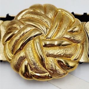 90's Vintage NOS Gold Tone
Metal Belt Gold Scale Stretchbelt